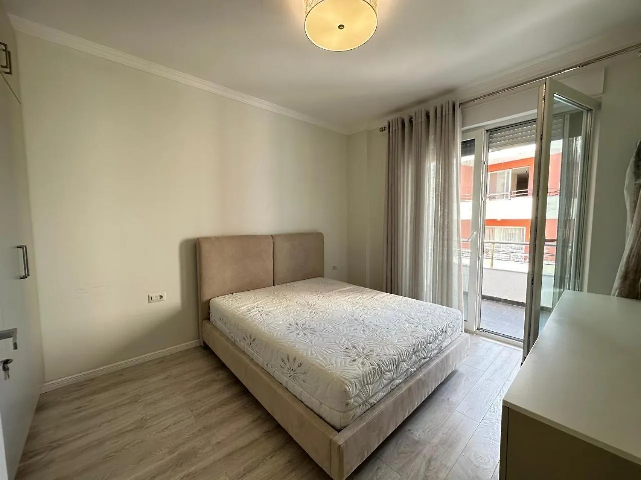 Apartment Clover Home Tirana Albania